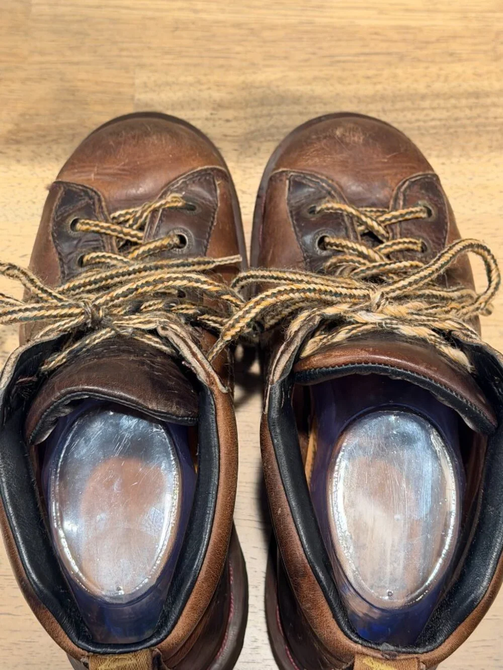 Dr. Martens Dark Brown Leather Lace-Up Ankle Boots. UK M6/US M7 / US Women's 8)